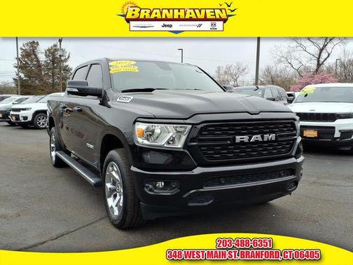 Diamond Black Crystal Pearlcoat 2022 RAM 1500 Big Horn/Lone Star
