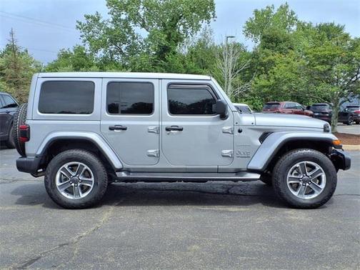 2020 Jeep Wrangler Unlimited Sahara
