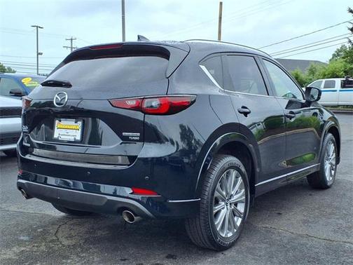 2022 Mazda CX-5 Signature