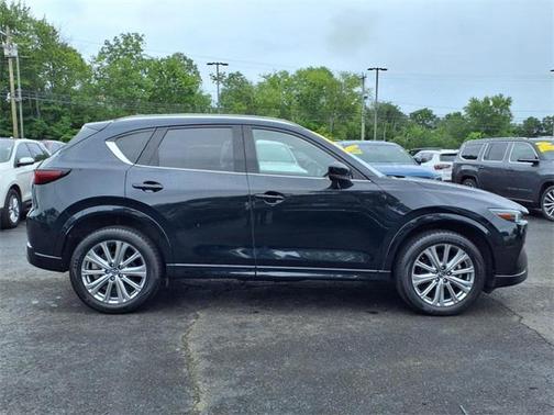 2022 Mazda CX-5 Signature