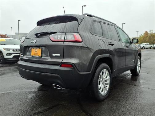 2022 Jeep Cherokee Latitude Lux