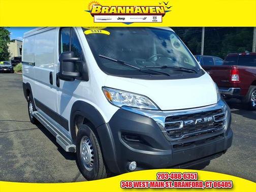 Bright White Clearcoat 2025 RAM ProMaster 2500 Tradesman