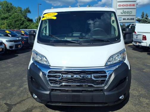 Bright White Clearcoat 2025 RAM ProMaster 2500 Tradesman