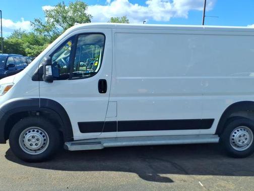 Bright White Clearcoat 2025 RAM ProMaster 2500 Tradesman
