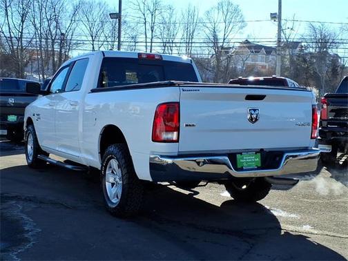 2019 RAM 1500 SLT