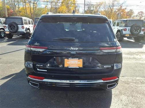 2022 Jeep Grand Cherokee Overland