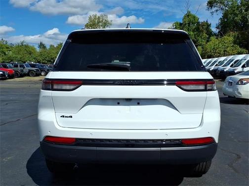 2025 Jeep Grand Cherokee Altitude