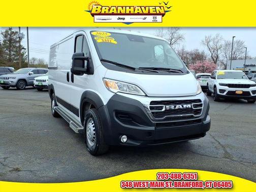 2025 RAM ProMaster 2500 Tradesman