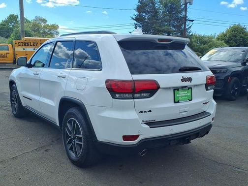 Bright White Clearcoat 2019 Jeep Grand Cherokee Trailhawk