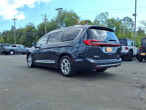 2021 Chrysler Pacifica Hybrid Limited