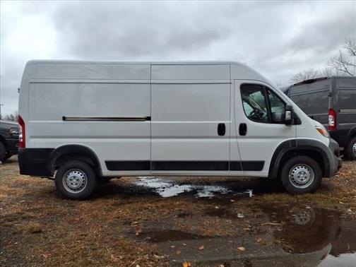 2025 RAM ProMaster 2500 Tradesman