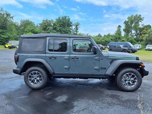 2025 Jeep Wrangler Sport S