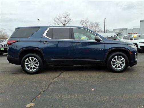 2022 Chevrolet Traverse LS