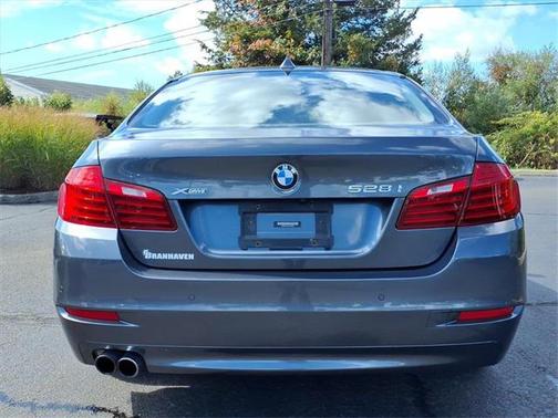2016 BMW 528 528i xDrive