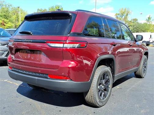 2025 Jeep Grand Cherokee Altitude