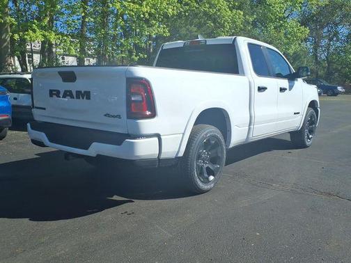 Bright White Clearcoat 2026 RAM 1500 Big Horn/Lone Star