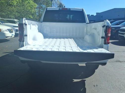 Bright White Clearcoat 2026 RAM 1500 Big Horn/Lone Star