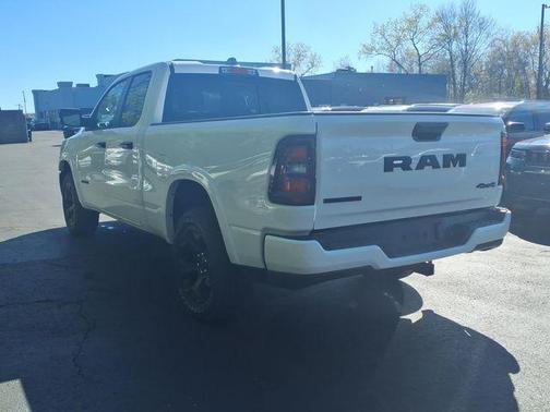 Bright White Clearcoat 2026 RAM 1500 Big Horn/Lone Star