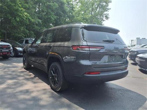 2025 Jeep Grand Cherokee L Altitude