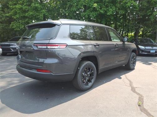 2025 Jeep Grand Cherokee L Altitude