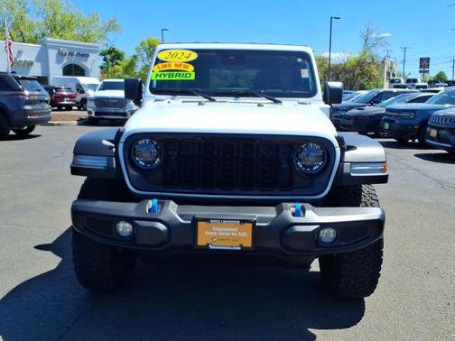 Bright White Clearcoat 2024 Jeep Wrangler 4xe Willys