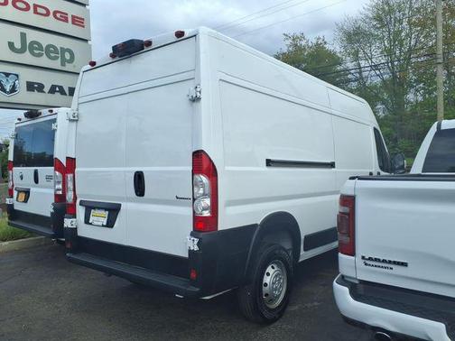 Bright White Clearcoat 2023 RAM ProMaster 2500 High Roof