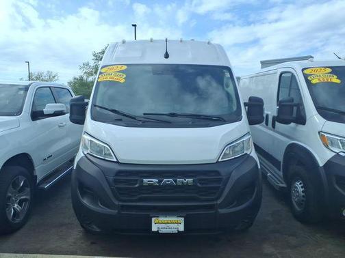 Bright White Clearcoat 2023 RAM ProMaster 2500 High Roof
