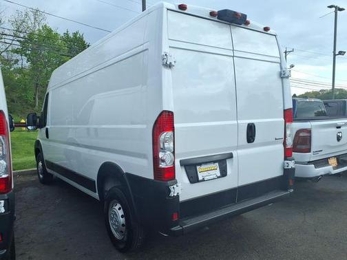 Bright White Clearcoat 2023 RAM ProMaster 2500 High Roof