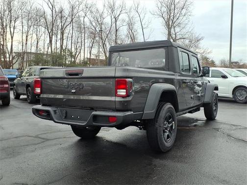 2026 Jeep Gladiator Sport