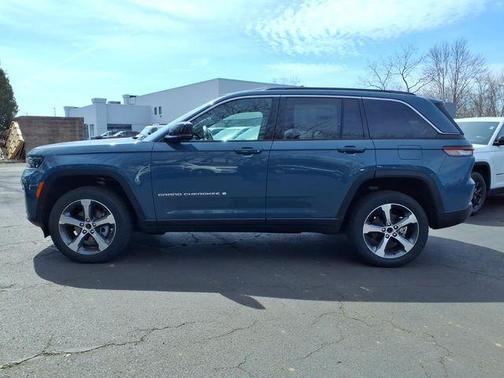 Steel Blue 2026 Jeep Grand Cherokee Limited