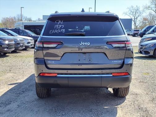 2024 Jeep Grand Cherokee L Laredo