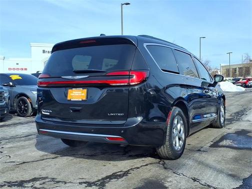 2023 Chrysler Pacifica Limited