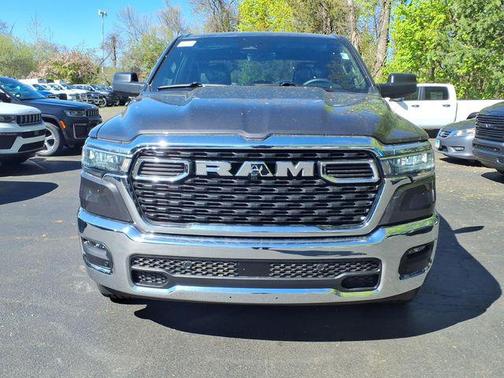 Granite Crystal Metallic Clearcoat 2026 RAM 1500 Big Horn/Lone Star