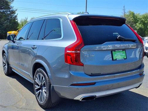 2020 Volvo XC90 T5 Momentum