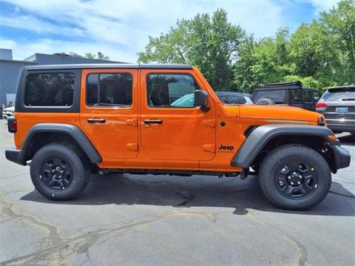 2025 Jeep Wrangler Sport