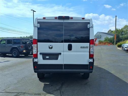 2023 RAM ProMaster 2500 Base