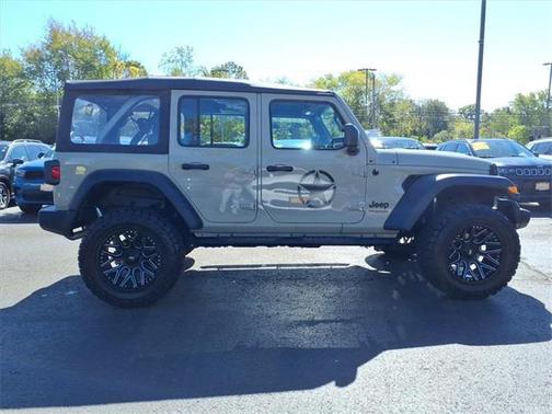 2022 Jeep Wrangler Unlimited Sport