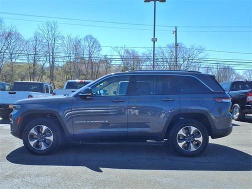 2022 Jeep Grand Cherokee 4xe Base