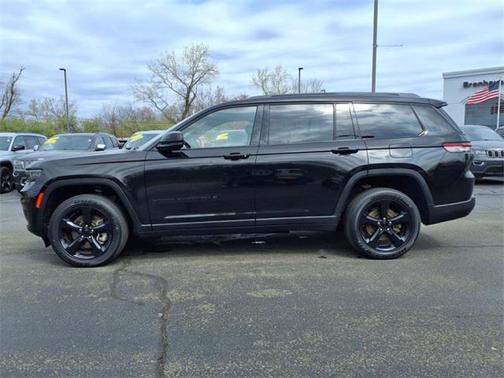 2022 Jeep Grand Cherokee L Altitude