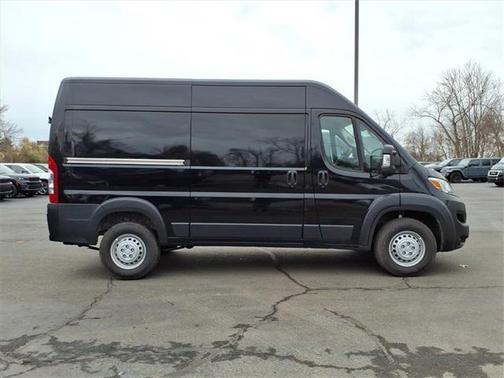 2026 RAM ProMaster 2500 Tradesman