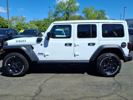 Bright White Clearcoat 2023 Jeep Wrangler 4xe Willys