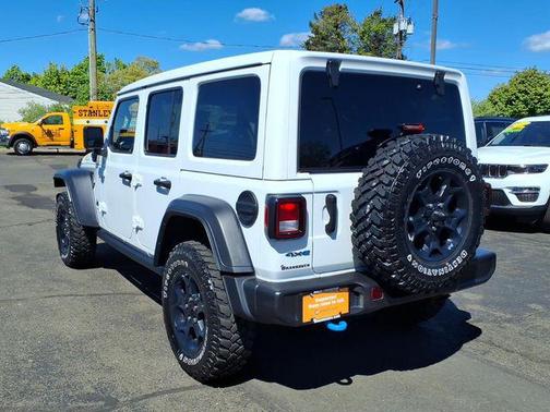Bright White Clearcoat 2023 Jeep Wrangler 4xe Willys