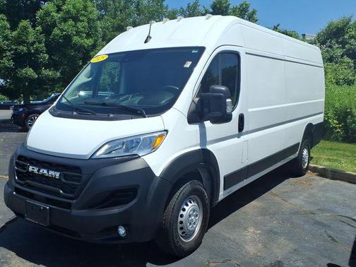 Bright White Clearcoat 2025 RAM ProMaster 3500 High Roof