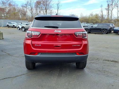 Red Hot Pearlcoat 2026 Jeep Compass Limited