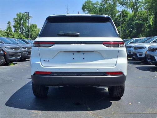 2025 Jeep Grand Cherokee Altitude