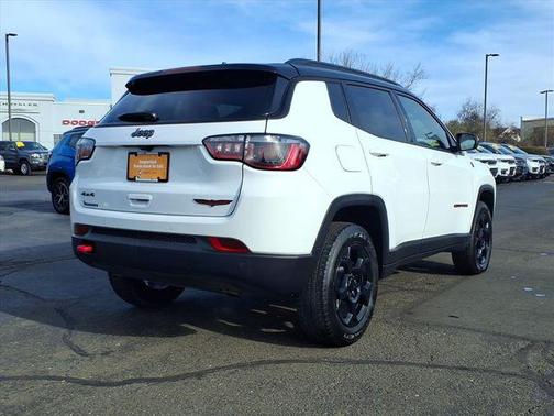 2024 Jeep Compass Trailhawk