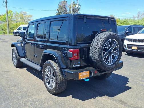 Black Clearcoat 2024 Jeep Wrangler 4xe High Altitude