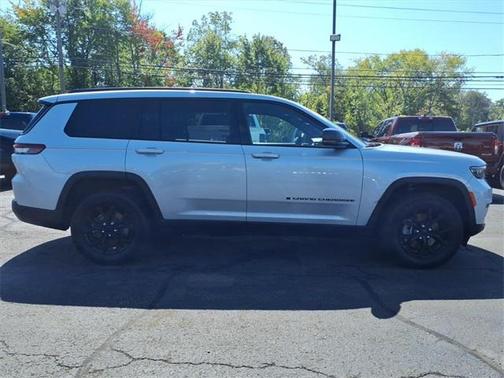 2024 Jeep Grand Cherokee L Altitude