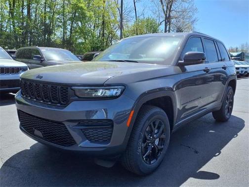 2025 Jeep Grand Cherokee Altitude