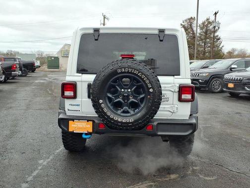 Bright White Clearcoat 2023 Jeep Wrangler 4xe Willys